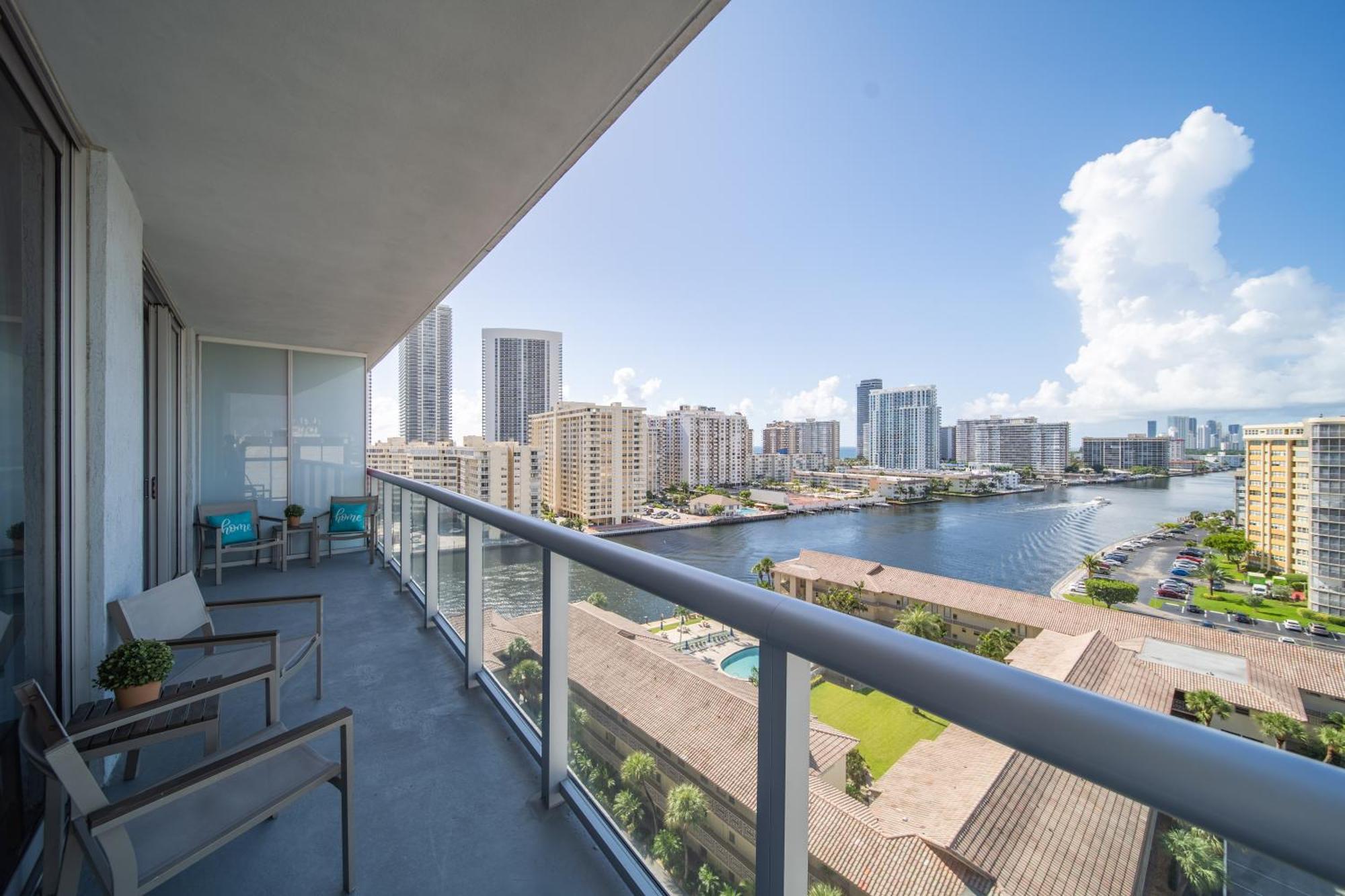 Beachwalk 1B-1B Apmt Amazing View 12A Халландейл-Бич Экстерьер фото